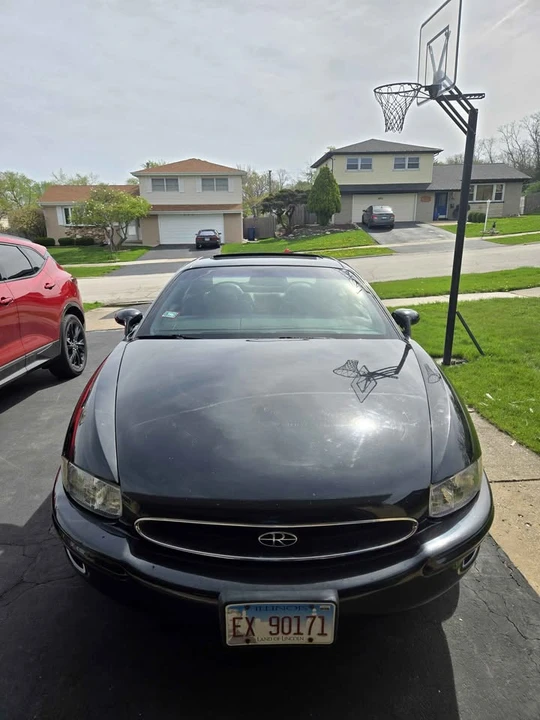 1995 Buick Riviera 8th Gen - Image 4 of 11