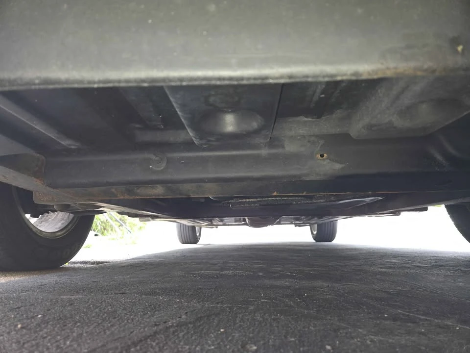 1995 Buick Riviera 8th Gen - Image 11 of 11