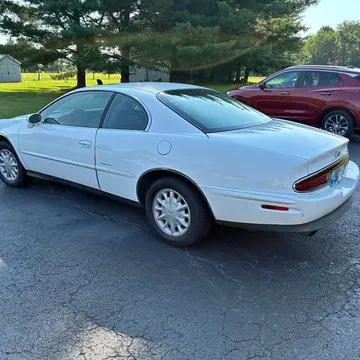 1995 Buick Riviera Coupe