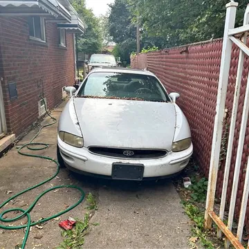 1995 Buick Riviera Coupe