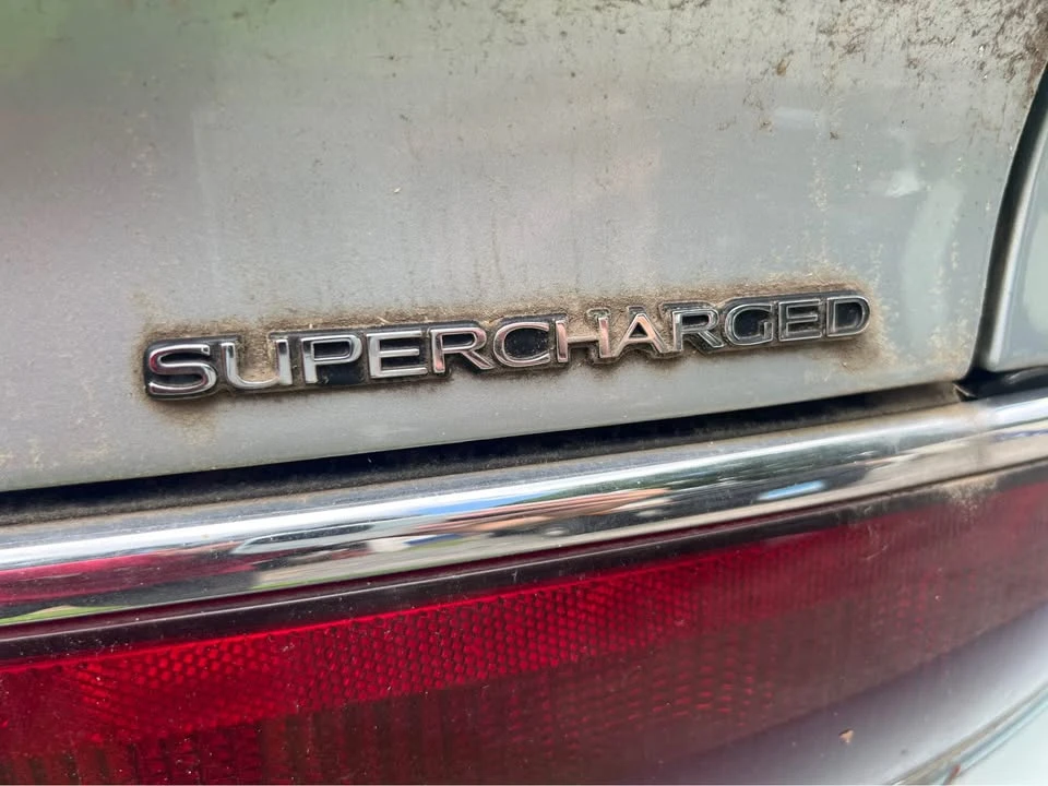 1995 Buick Riviera 8th Gen - Image 10 of 10