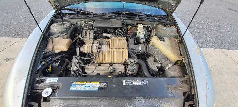 1995 Buick Riviera 8th Gen - Image 18 of 18