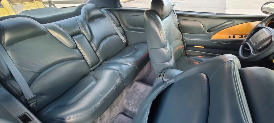 1995 Buick Riviera 8th Gen - Image 13 of 18