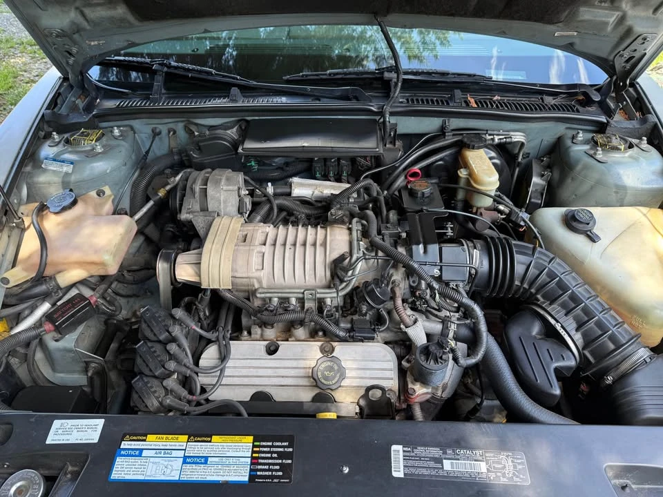 1995 Buick Riviera 8th Gen - Image 7 of 7