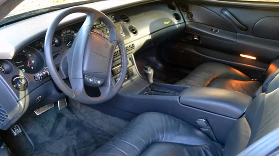 1995 Buick Riviera 8th Gen - Image 4 of 9