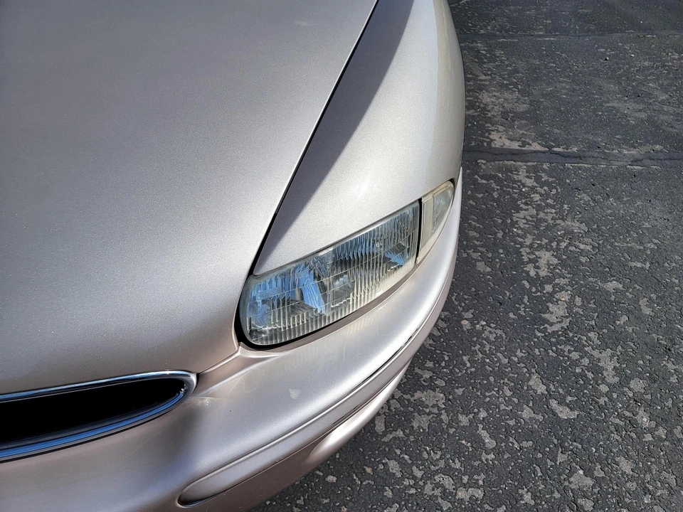 1995 Buick Riviera 8th Gen - Image 17 of 31