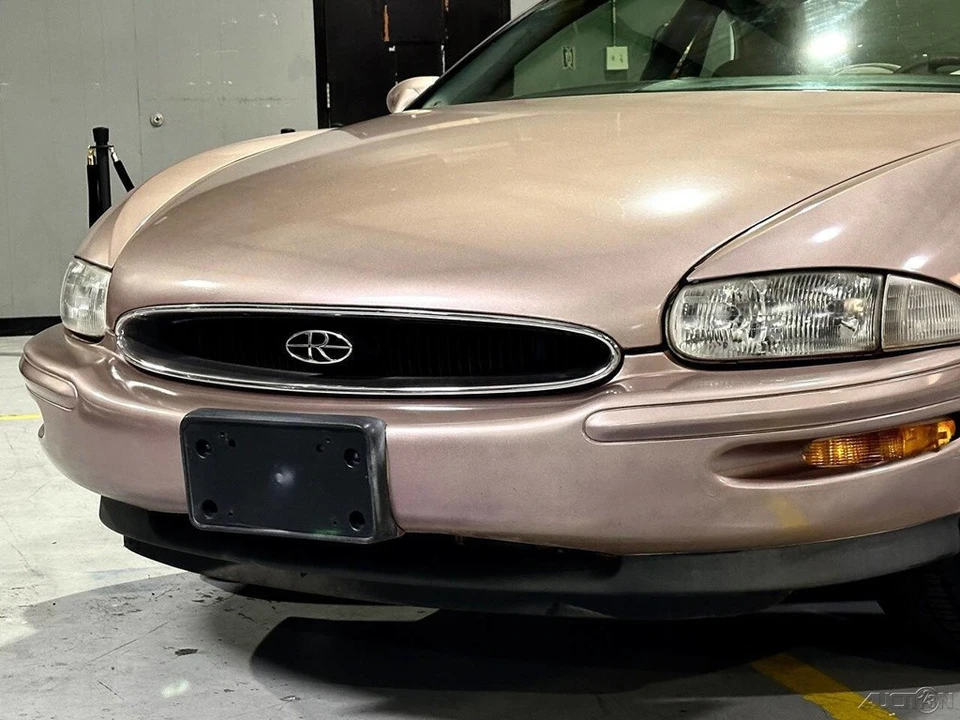 1995 Buick Riviera 8th Gen - Image 3 of 21