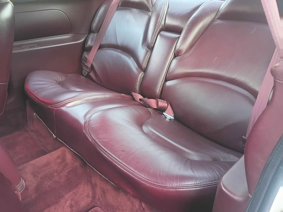 1995 Buick Riviera 8th Gen - Image 13 of 20