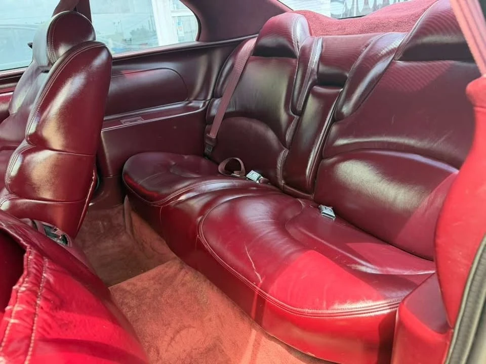 1995 Buick Riviera 8th Gen - Image 15 of 17