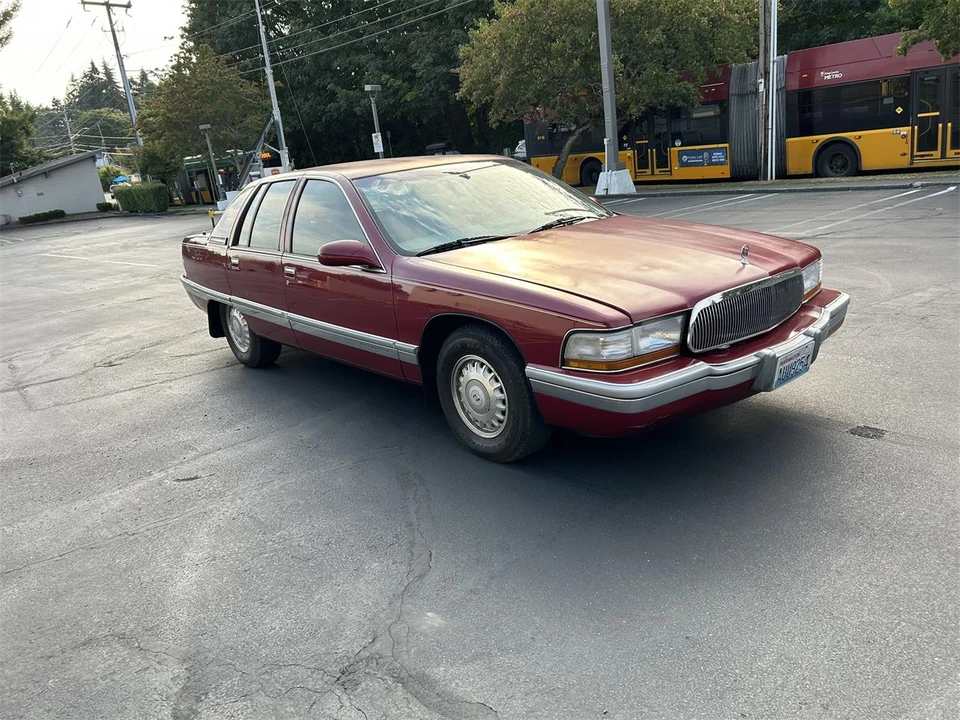 1995 Buick Roadmaster - Image 8 of 20