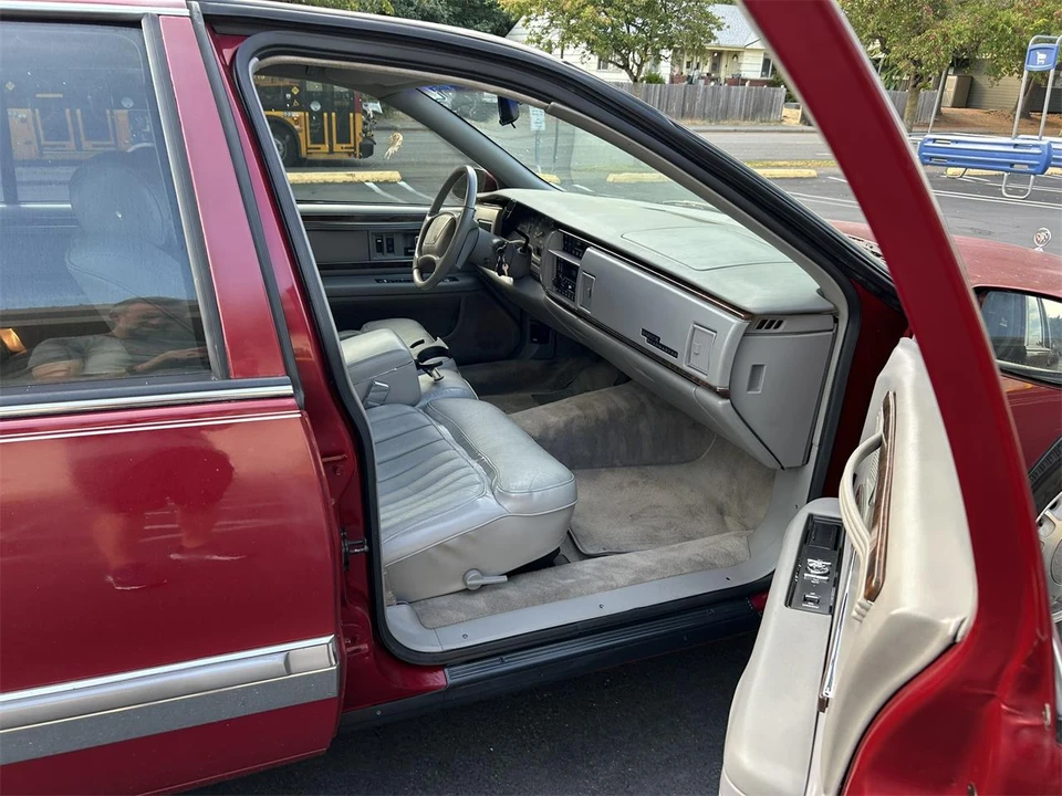 1995 Buick Roadmaster - Image 10 of 20