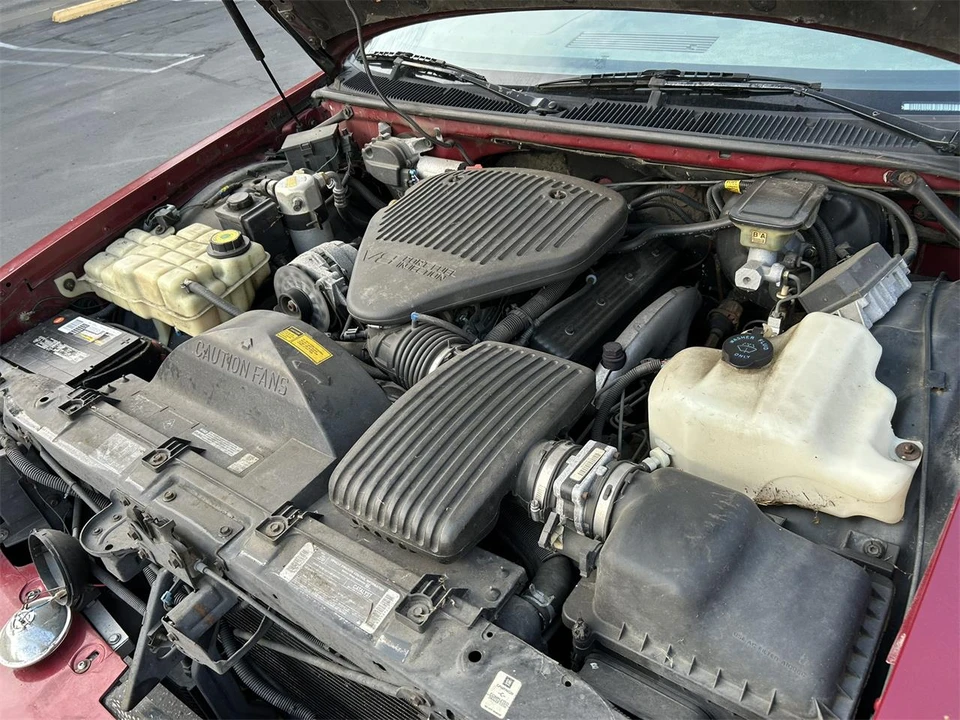 1995 Buick Roadmaster - Image 17 of 20