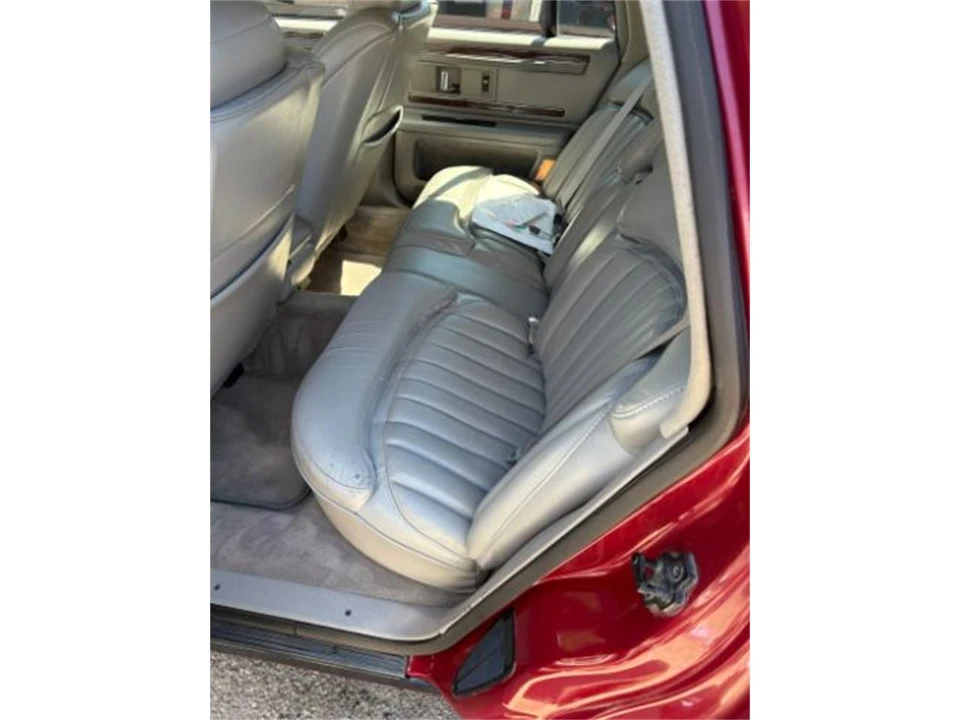 1995 Buick Roadmaster - Image 2 of 5