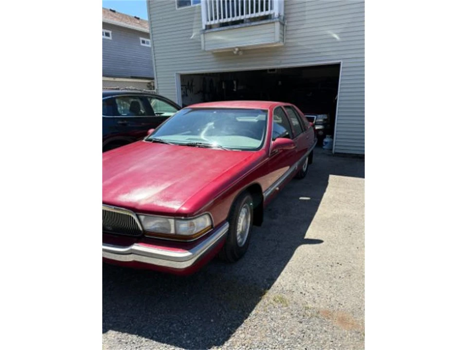 1995 Buick Roadmaster - Image 3 of 5