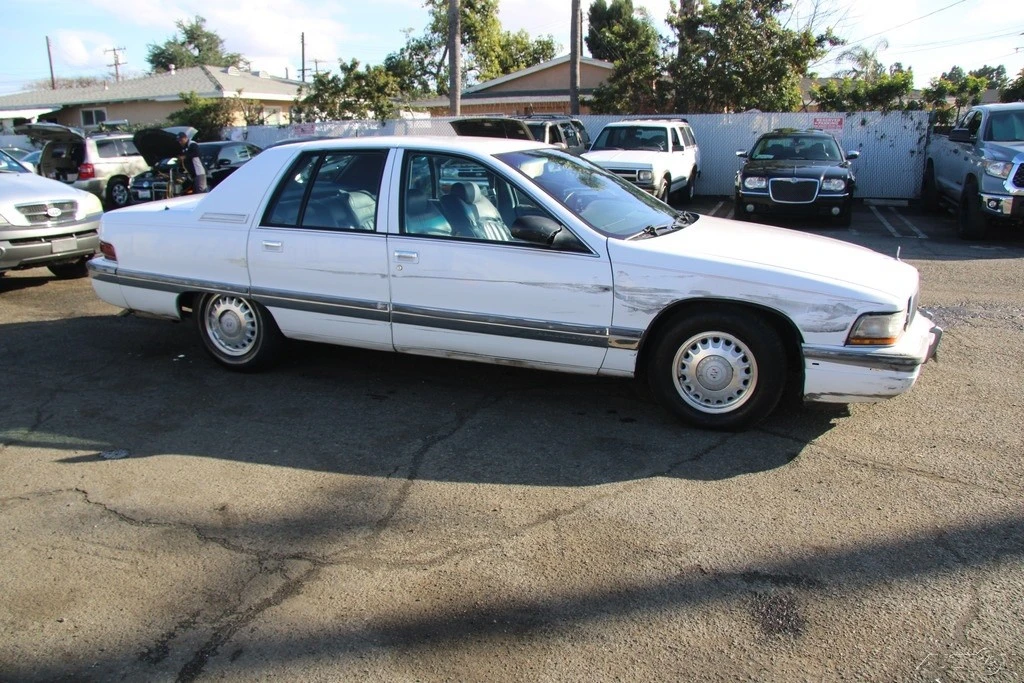 1995 Buick Roadmaster - Image 7 of 21