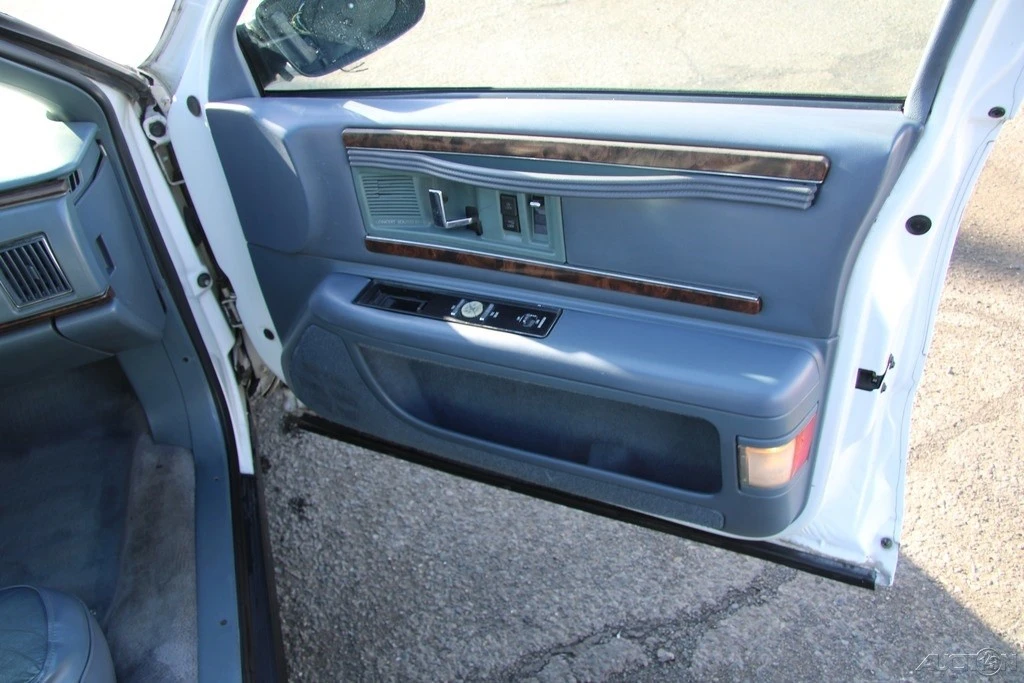 1995 Buick Roadmaster - Image 21 of 21