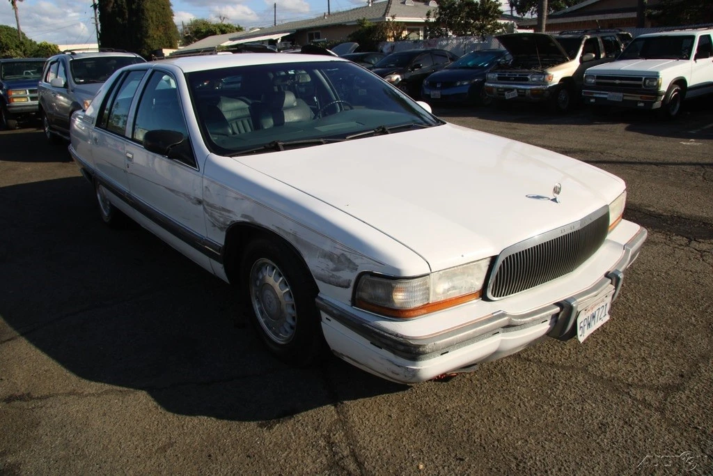1995 Buick Roadmaster - Image 8 of 21