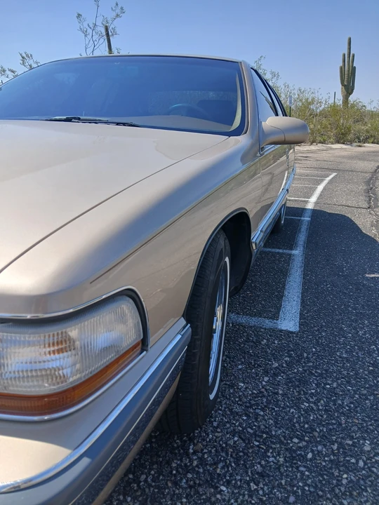1995 Buick Roadmaster - Image 7 of 31