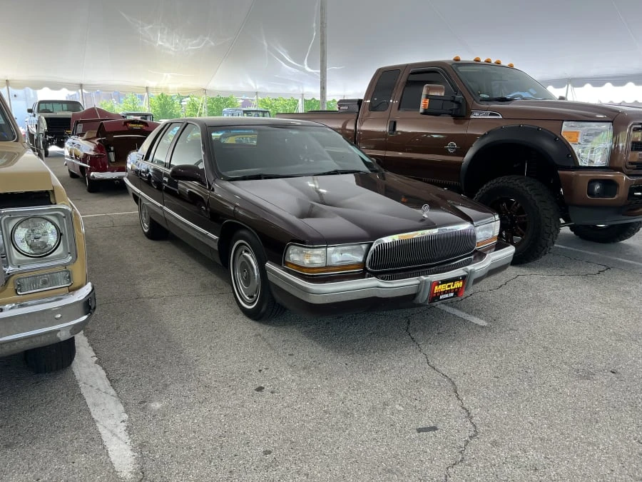 1995 Buick Roadmaster - Image 2 of 4