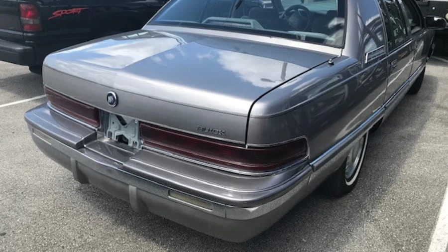 1995 Buick Roadmaster - Image 3 of 4