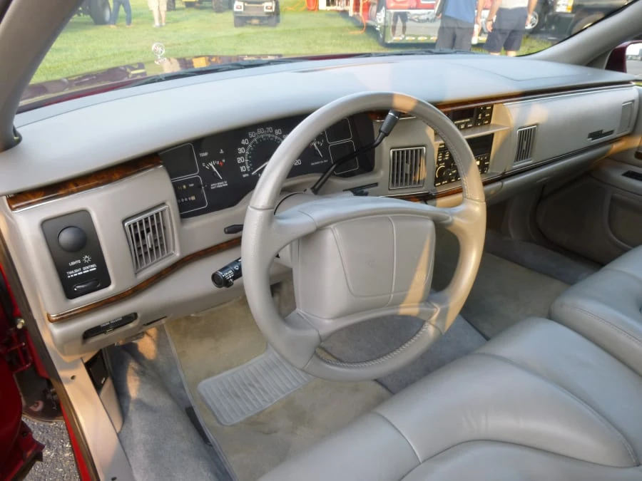 1995 Buick Roadmaster - Image 3 of 6