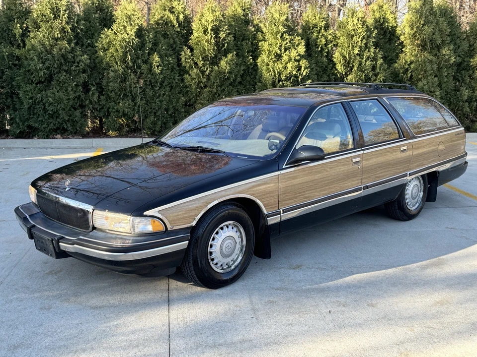 1995 Buick Roadmaster - Image 9 of 21