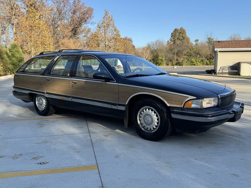 1995 Buick Roadmaster - Image 10 of 21