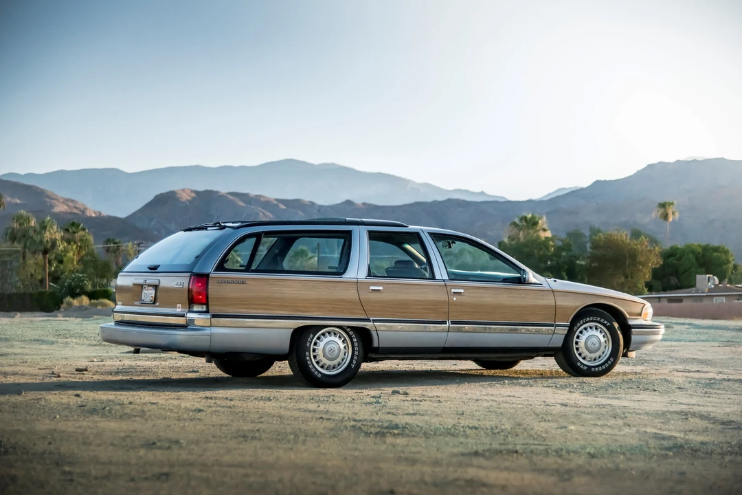 1995 Buick Roadmaster - Image 6 of 31