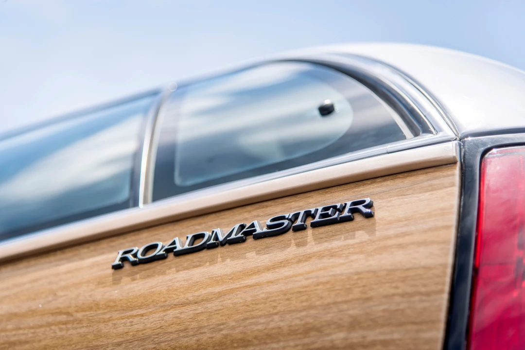 1995 Buick Roadmaster - Image 28 of 31