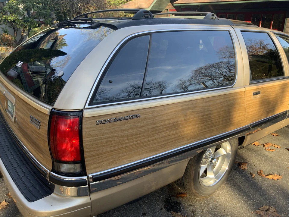 1995 Buick Roadmaster - Image 29 of 31