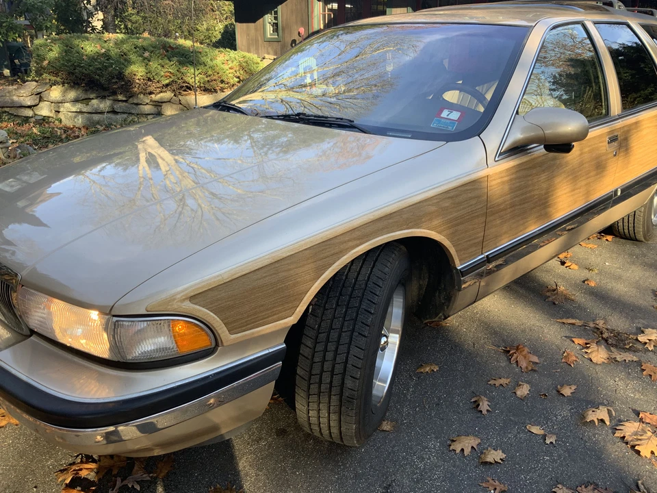 1995 Buick Roadmaster - Image 14 of 31