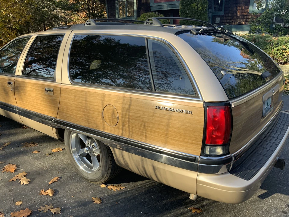 1995 Buick Roadmaster - Image 9 of 31