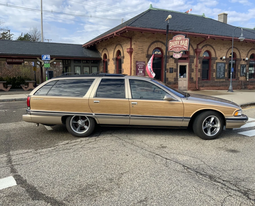 1995 Buick Roadmaster - Image 5 of 31