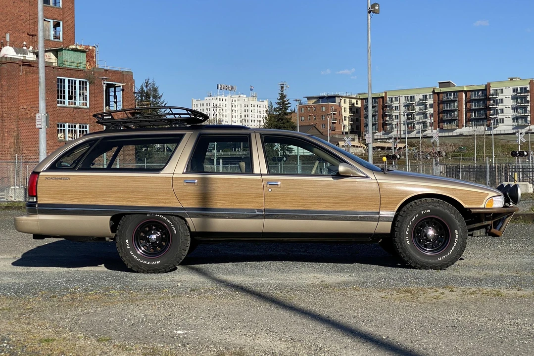 1995 Buick Roadmaster - Image 3 of 31