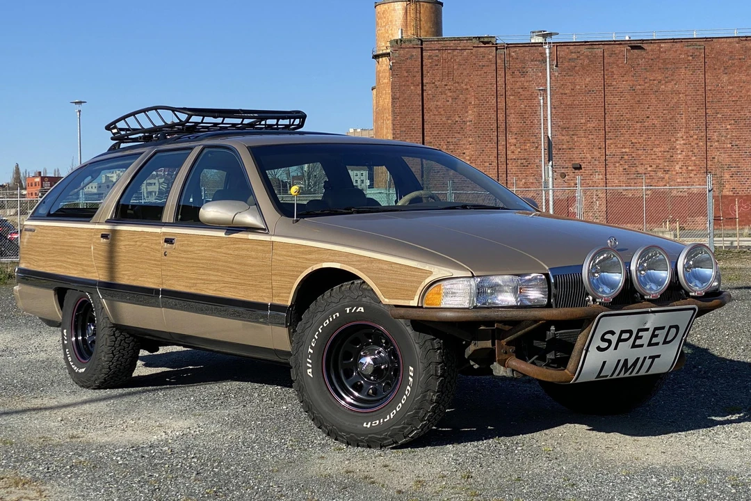 1995 Buick Roadmaster - Image 12 of 31