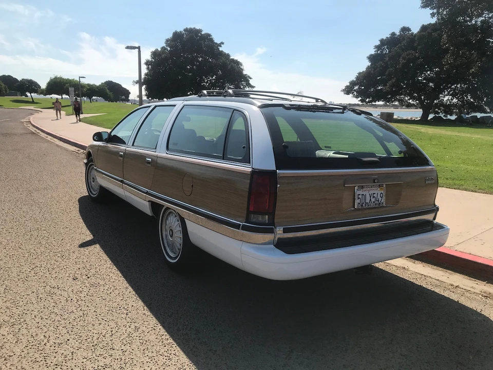 1995 Buick Roadmaster - Image 15 of 31