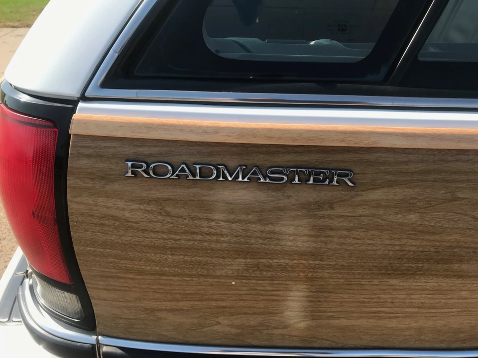 1995 Buick Roadmaster - Image 26 of 31
