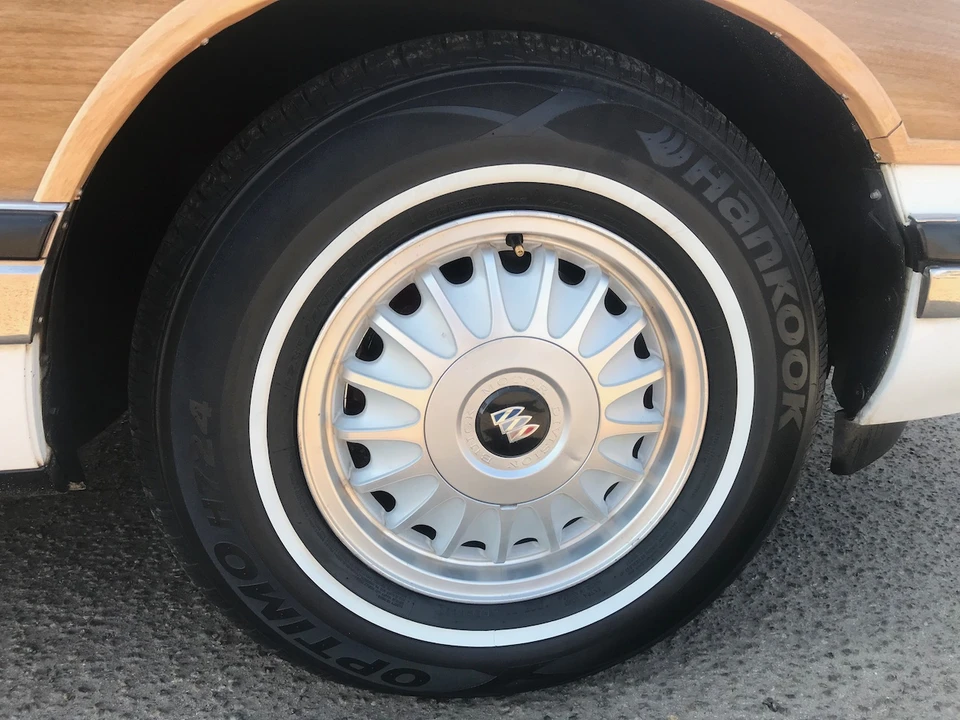 1995 Buick Roadmaster - Image 30 of 31