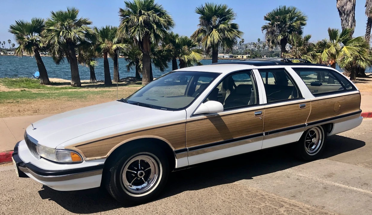1995 Buick Roadmaster - Image 3 of 31