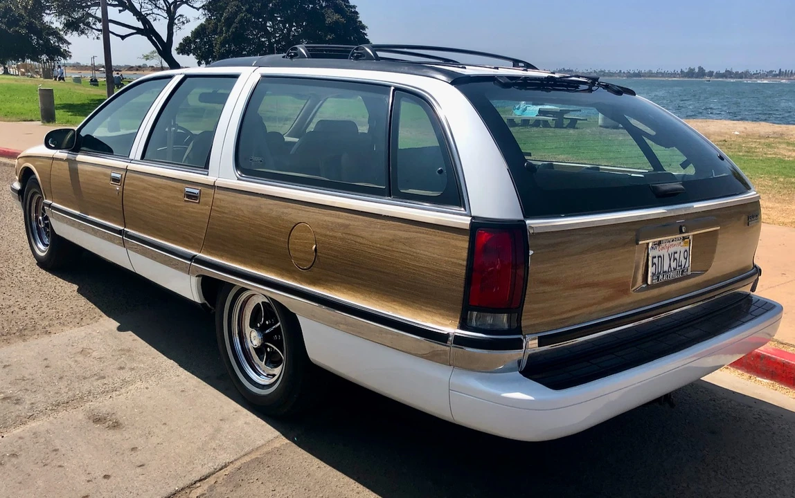 1995 Buick Roadmaster - Image 16 of 31