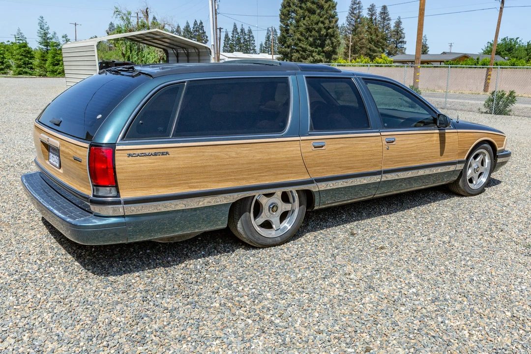 1995 Buick Roadmaster - Image 11 of 31