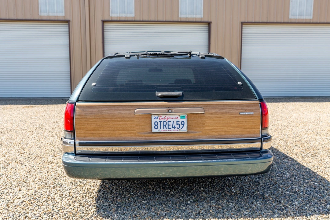 1995 Buick Roadmaster - Image 7 of 31