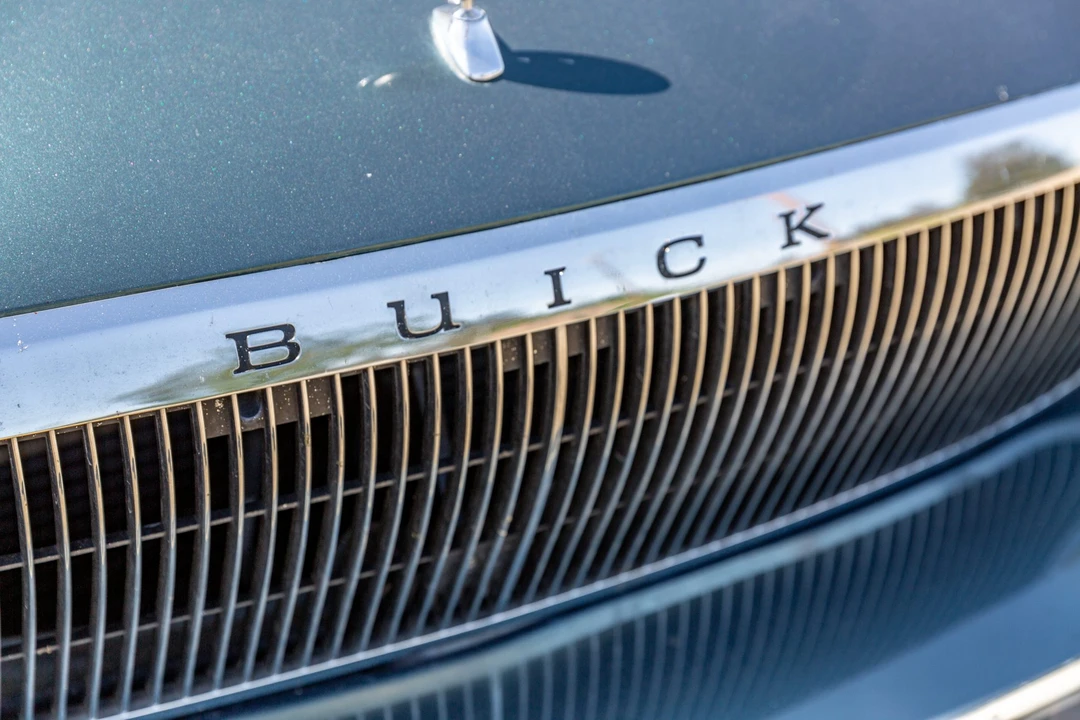 1995 Buick Roadmaster - Image 24 of 31