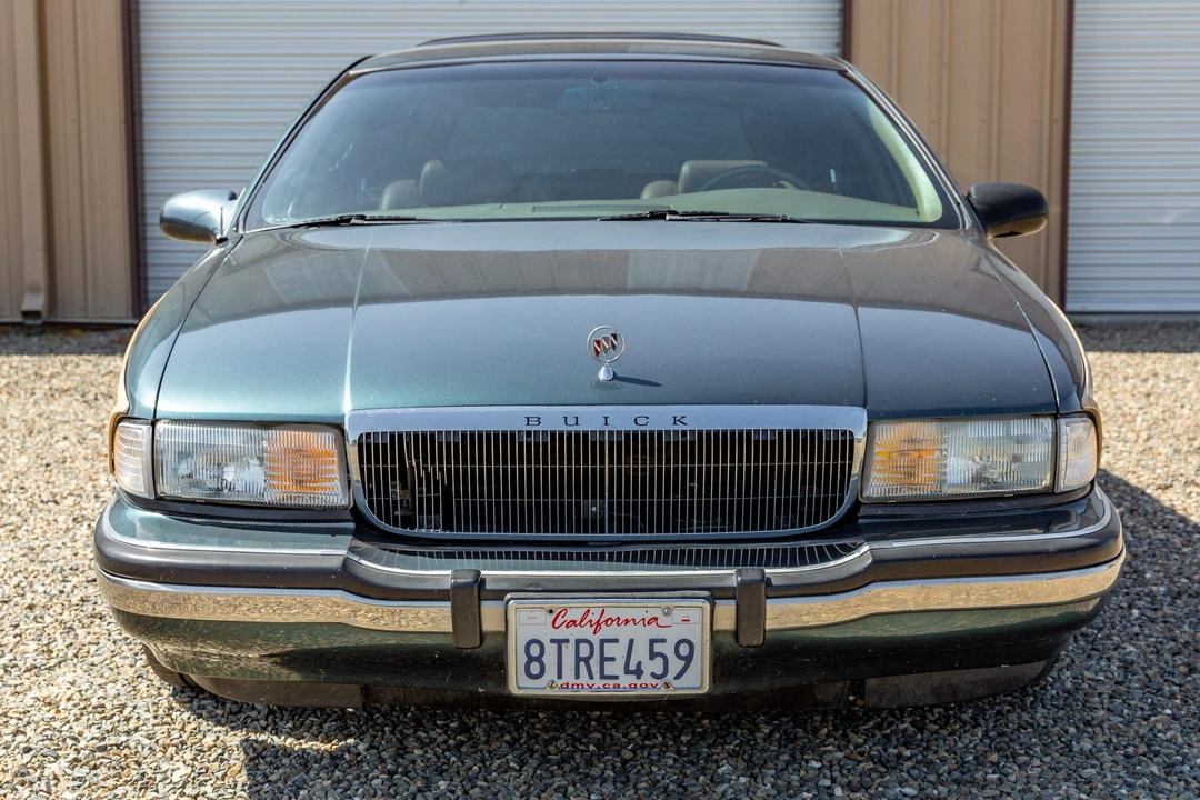 1995 Buick Roadmaster - Image 16 of 31