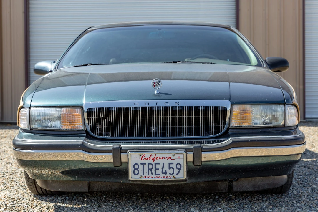 1995 Buick Roadmaster - Image 17 of 31
