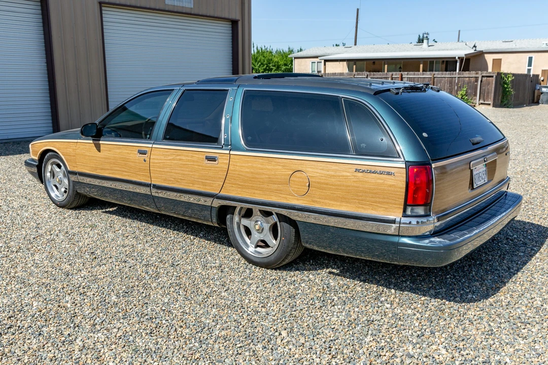 1995 Buick Roadmaster - Image 5 of 31