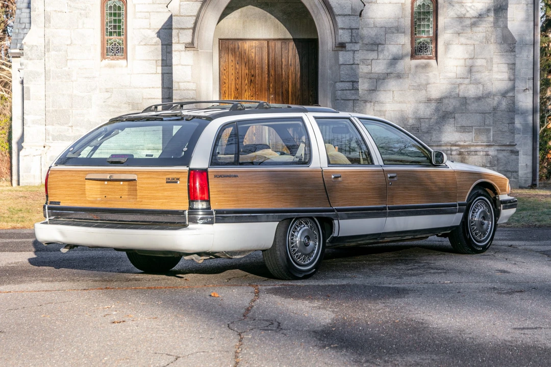 1995 Buick Roadmaster - Image 8 of 31