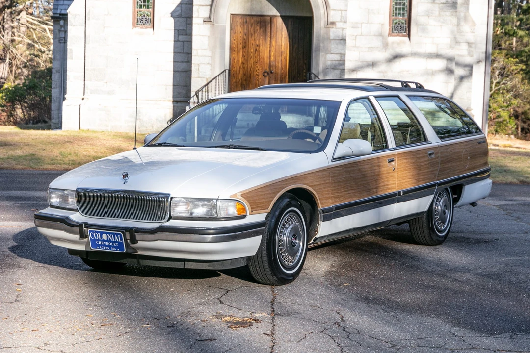 1995 Buick Roadmaster - Image 3 of 31