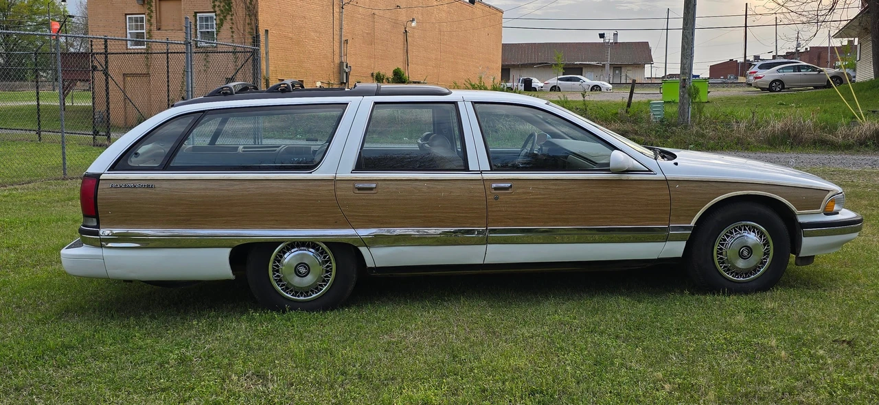 1995 Buick Roadmaster - Image 26 of 31