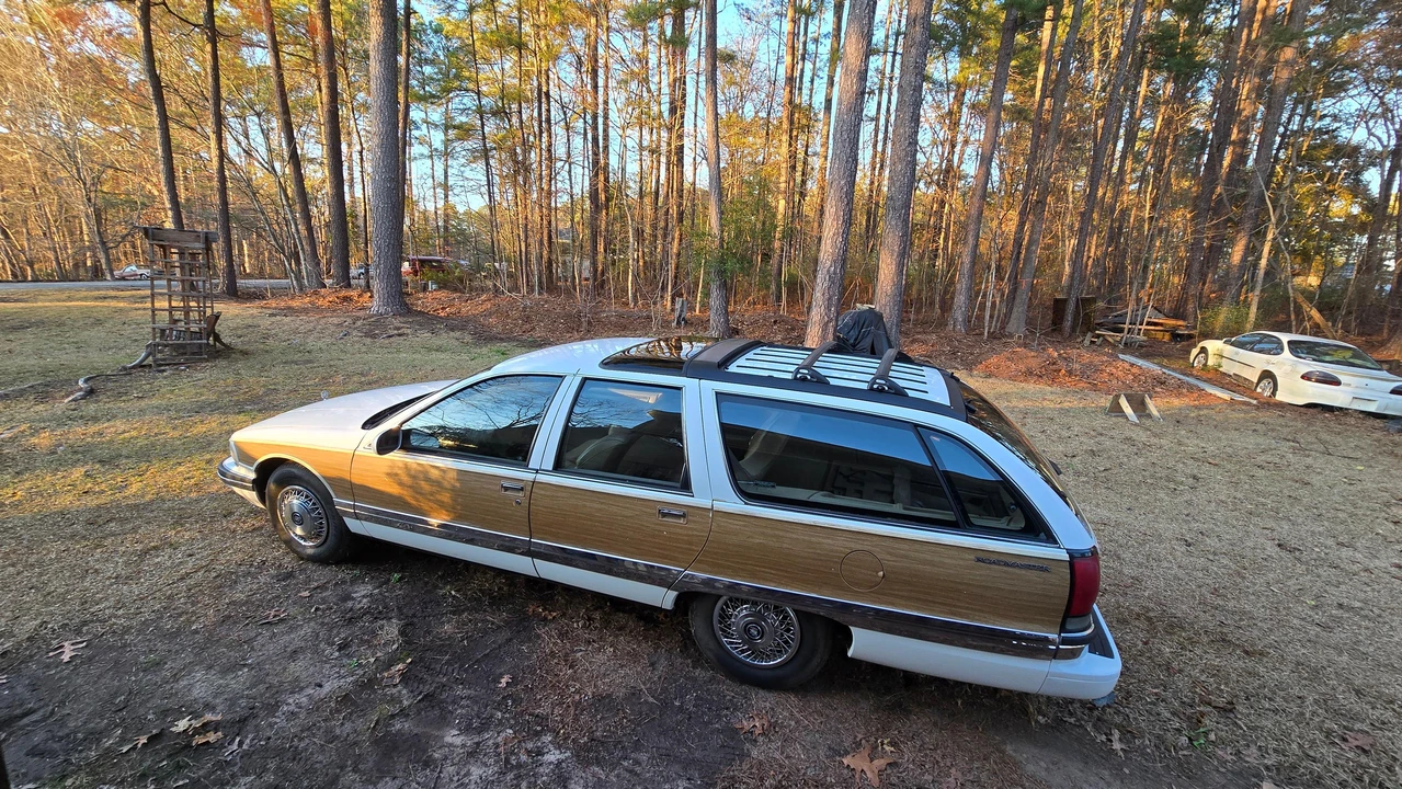 1995 Buick Roadmaster - Image 15 of 31